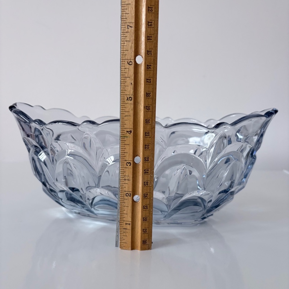 Depression Era Aqua Pressed Faceted Glass Bowl Scalloped Edge & Starburst Base - Picture 10 of 11